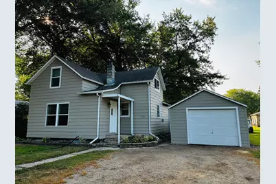 719 2nd Avenue, Brewster, MN 56119 - Photo 2