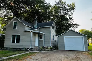 719 2nd Ave, Brewster, MN 56119 - Photo 2