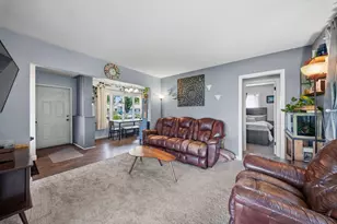 5025 Zenith Ave N, Brooklyn Center, MN 55429 - Photo 8