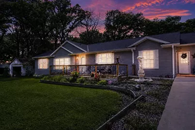 55571 160th Street, Austin, MN 55912 - Photo 1