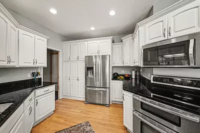 8150 9th Street Place N, Oakdale, MN 55128 - Photo 14