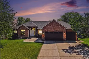 8150 9th St Pl N, Oakdale, MN 55128 - Photo 1