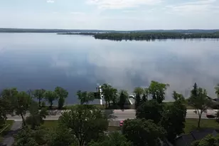 1112 W Lake Dr, Detroit Lakes, MN 56501 - Photo 14