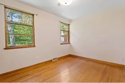 1895 Fairview Avenue N, Falcon Heights, MN 55113 - Photo 8