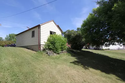 302 Riverside Avenue, Thief River Falls, MN 56701 - Photo 26