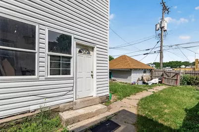 867 Aurora Avenue, Saint Paul, MN 55104 - Photo 26