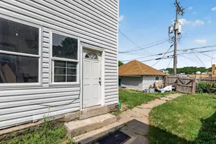 867 Aurora Ave, Saint Paul, MN 55104 - Photo 26