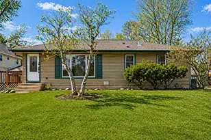 761 Bartelmy Ln N, Maplewood, MN 55119 - Photo 1