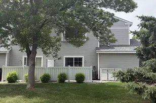 15929 Flotilla Trail, Apple Valley, MN 55124 - Photo 4