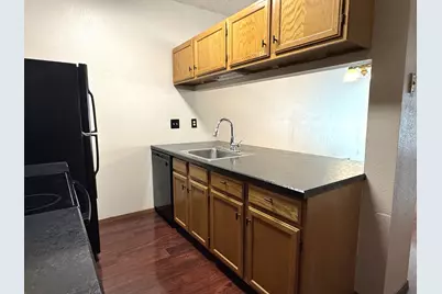 1507 34 1/2 Avenue S, Fargo, ND 58104 - Photo 4