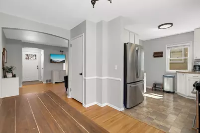 2712 Hampshire Avenue S, Saint Louis Park, MN 55426 - Photo 8