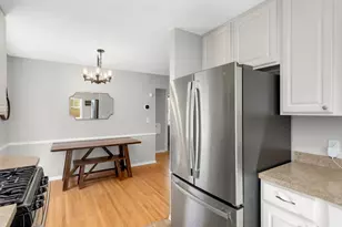 2712 Hampshire Ave S, Saint Louis Park, MN 55426 - Photo 10