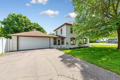 721 Chatham Street, Saint Peter, MN 56082 - Photo 1