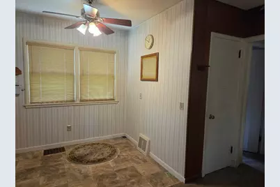 2901 Kyle Avenue N, Golden Valley, MN 55422 - Photo 8