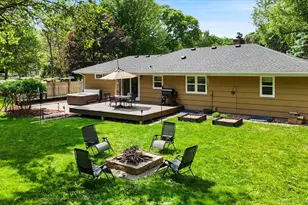 13529 Bellevue Dr, Minnetonka, MN 55345 - Photo 4