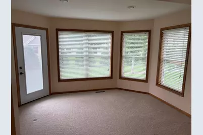 307 Aspenwood Drive, Redwood Falls, MN 56283 - Photo 10