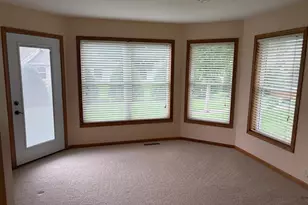 307 Aspenwood Dr, Redwood Falls, MN 56283 - Photo 10