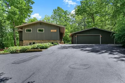 4001 Huntingdon Drive, Minnetonka, MN 55305 - Photo 48
