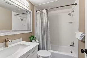 4001 Huntingdon Dr, Minnetonka, MN 55305 - Photo 28