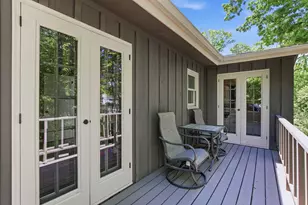 4001 Huntingdon Dr, Minnetonka, MN 55305 - Photo 36