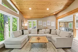 4001 Huntingdon Dr, Minnetonka, MN 55305 - Photo 6
