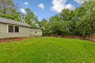 319 Adams Ave NW, Owatonna, MN 55060 - Photo 8