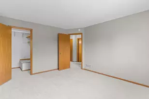 5445 Orleans Ln N, Plymouth, MN 55442 - Photo 10