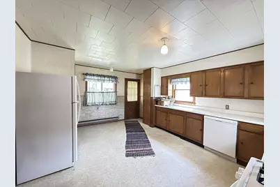 324 E Maple Street, Sacred Heart, MN 56285 - Photo 6