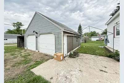 324 E Maple Street, Sacred Heart, MN 56285 - Photo 4