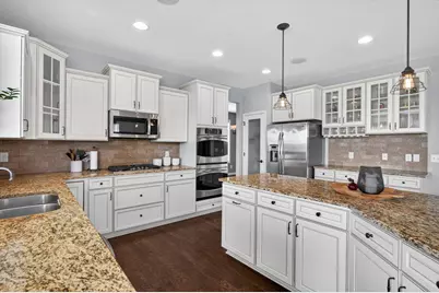 3671 Pointe Pass NW, Prior Lake, MN 55372 - Photo 10