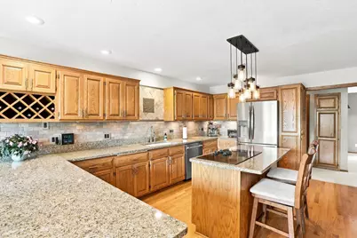 18430 Jasper Ct, Lakeville, MN 55044 - Photo 4