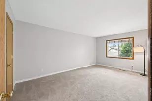 3575 York Dr, Woodbury, MN 55125 - Photo 20