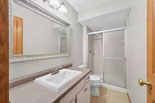 3575 York Dr, Woodbury, MN 55125 - Photo 22