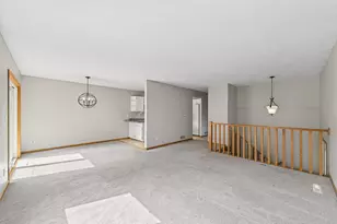 3575 York Dr, Woodbury, MN 55125 - Photo 6