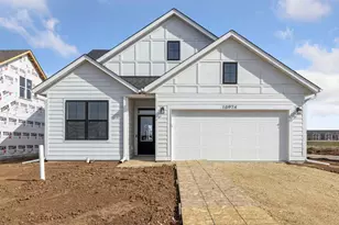 10930 37th St N, Lake Elmo, MN 55042 - Photo 2