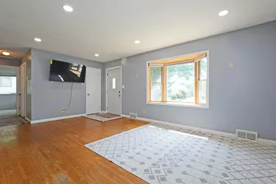 2083 Orange Avenue E, Saint Paul, MN 55119 - Photo 6
