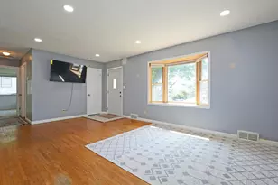 2083 Orange Ave E, Saint Paul, MN 55119 - Photo 6