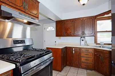 2083 Orange Avenue E, Saint Paul, MN 55119 - Photo 12