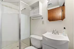 907 California Ave W, Saint Paul, MN 55117 - Photo 24