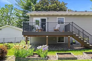 907 California Ave W, Saint Paul, MN 55117 - Photo 30