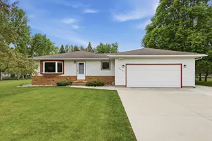 1301 60th Ave N, Moorhead, MN 56560 - Photo 2