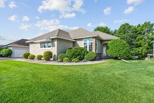 12525 42nd Ave N, Plymouth, MN 55441 - Photo 1
