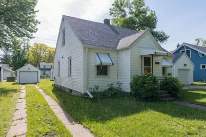 705 N Carver Street, Winthrop, MN 55396 - Photo 4
