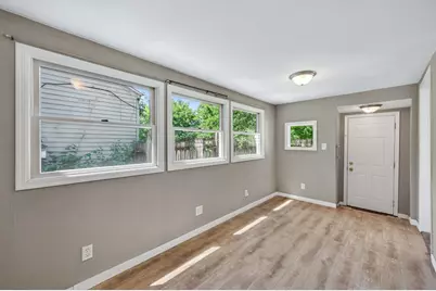 869 Desoto Street, Saint Paul, MN 55130 - Photo 16