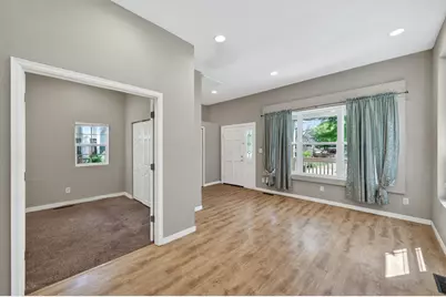 869 Desoto Street, Saint Paul, MN 55130 - Photo 10