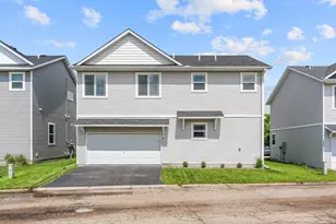 3006 Hemingway Dr, Chaska, MN 55318 - Photo 4