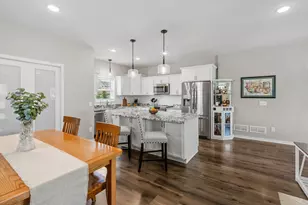 3006 Hemingway Dr, Chaska, MN 55318 - Photo 12