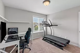 3006 Hemingway Dr, Chaska, MN 55318 - Photo 40