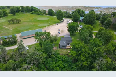 102 Arrowhead Road, Emmons, MN 56029 - Photo 4