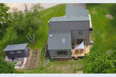 102 Arrowhead Road, Emmons, MN 56029 - Photo 6